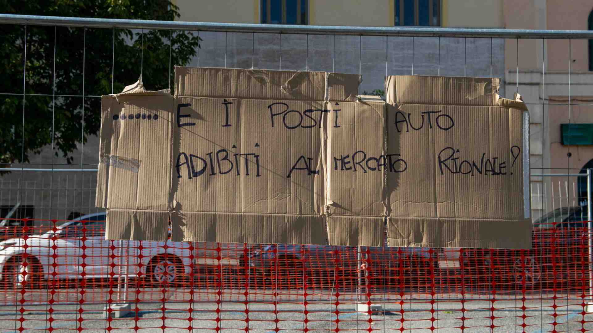 La nuova ciclabile di via Guido Reni divide il Flaminio: la borghesia di sinistra in rivolta