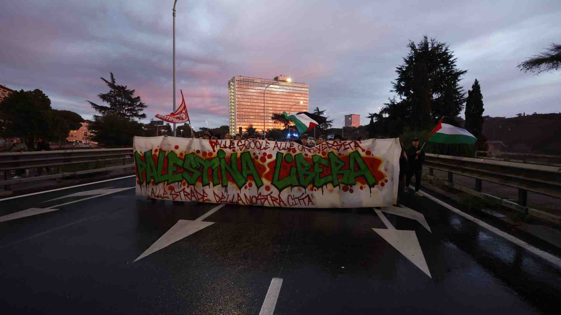 L’ossessione per i “sionisti”