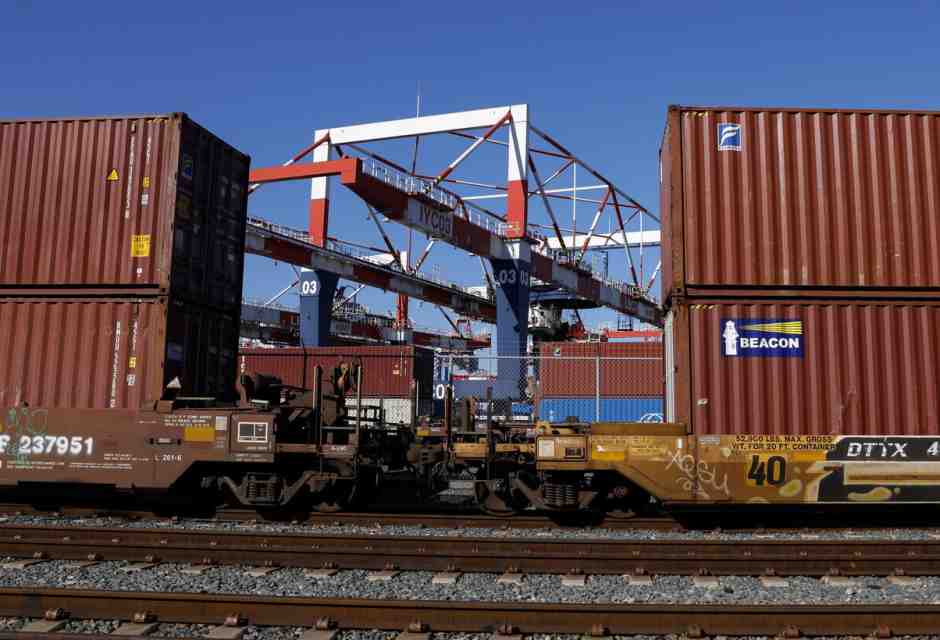 I dazi colpiscono import ed export. Zoppas (Ice): “Ma gli effetti reali ci saranno soltanto nei prossimi mesi”