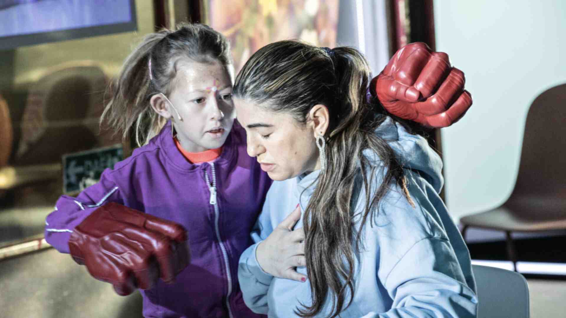 "Valentina", la pièce sul potere creativo (e curativo) delle parole