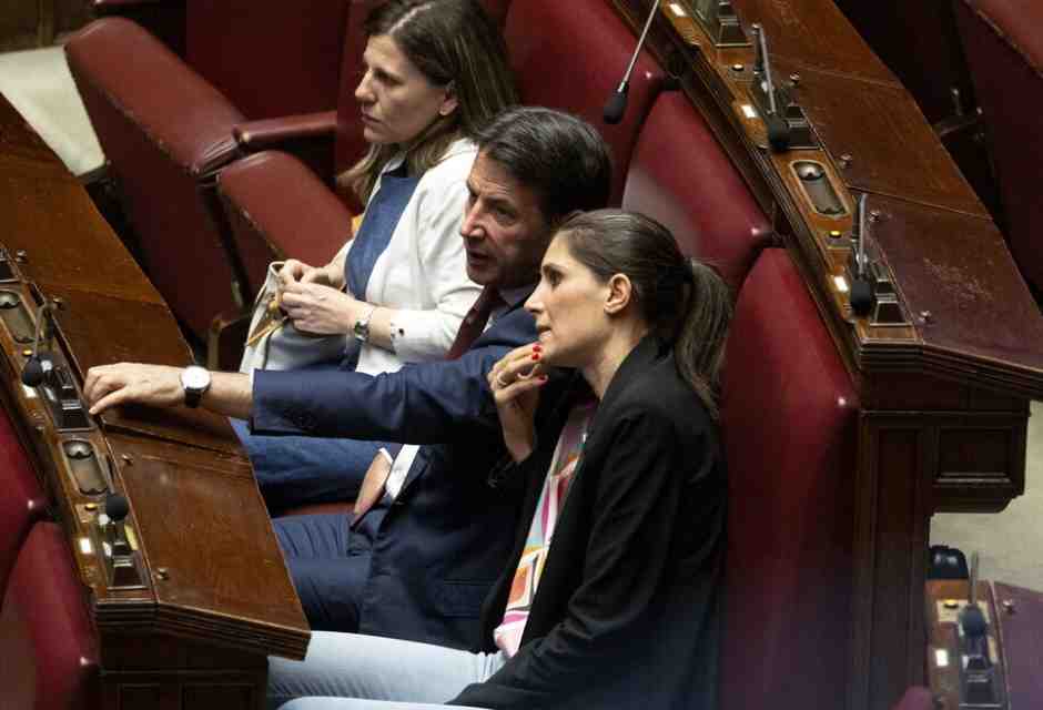 Solo Toninelli segue Appendino. Maiorino: “ Renzi fuori dal campo largo”