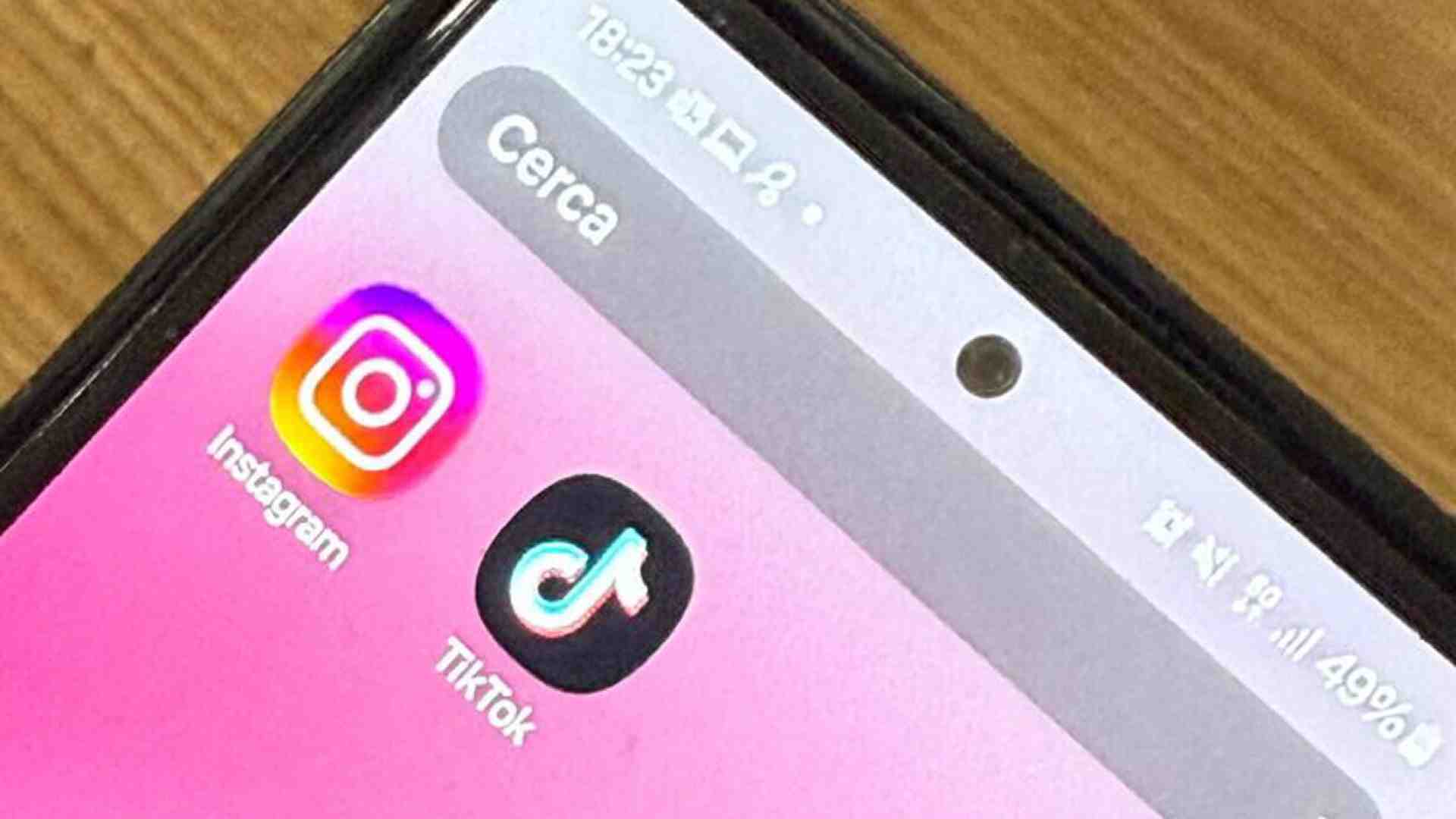 A essere cambiati non sono i ragazzi, ma quel che abbiamo messo in mano loro