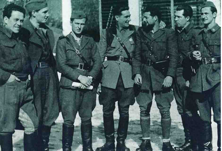 Restituire alla storia i nomi, i volti e il dolore delle vittime di Porzûs