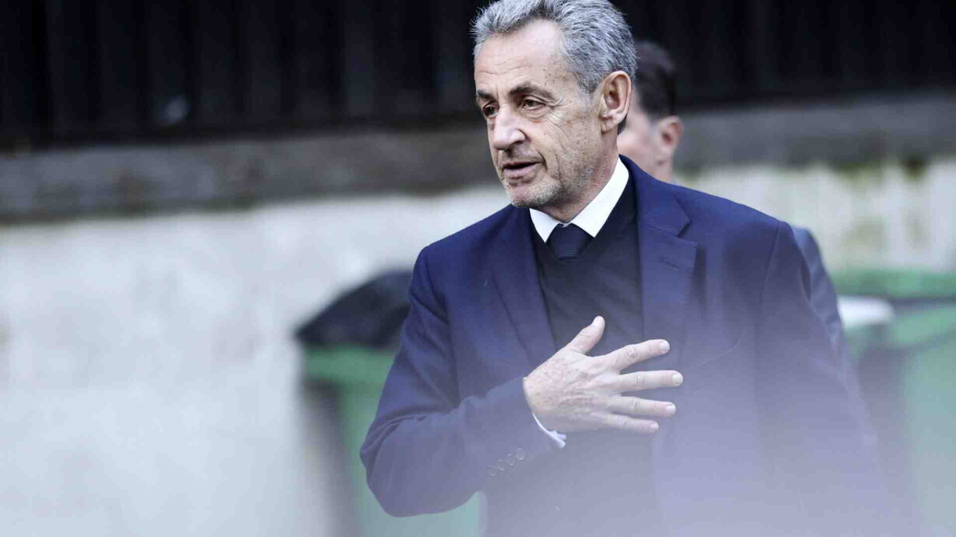 Cosa non torna nelle accuse a Sarkozy