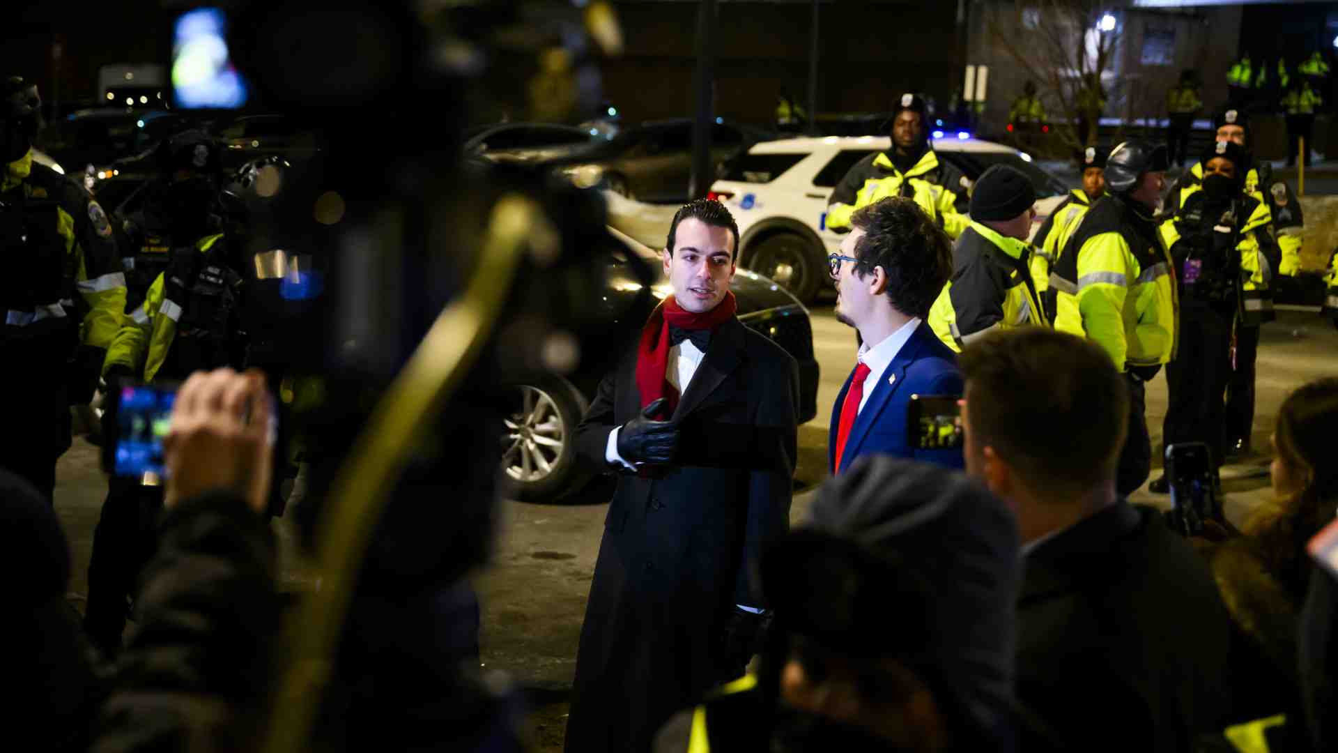 La Maga generation e il culto dell’odio nelle chat dei sostenitori di Trump