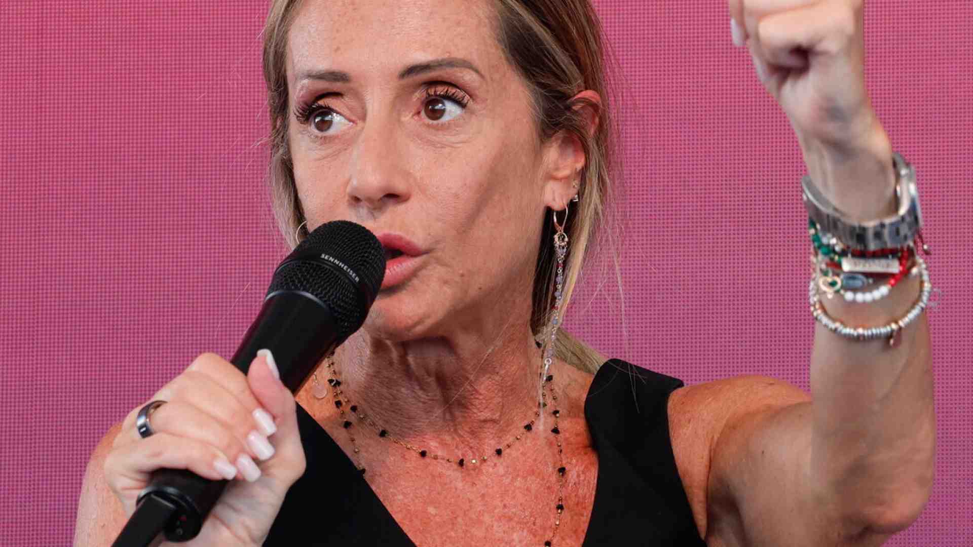 Arianna Meloni: “Abbiamo tenuto i conti in ordine e difeso la libertà”