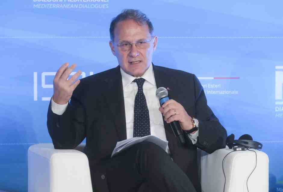 Ranieri ci spiega perché ringrazia il cielo di non votare in Campania