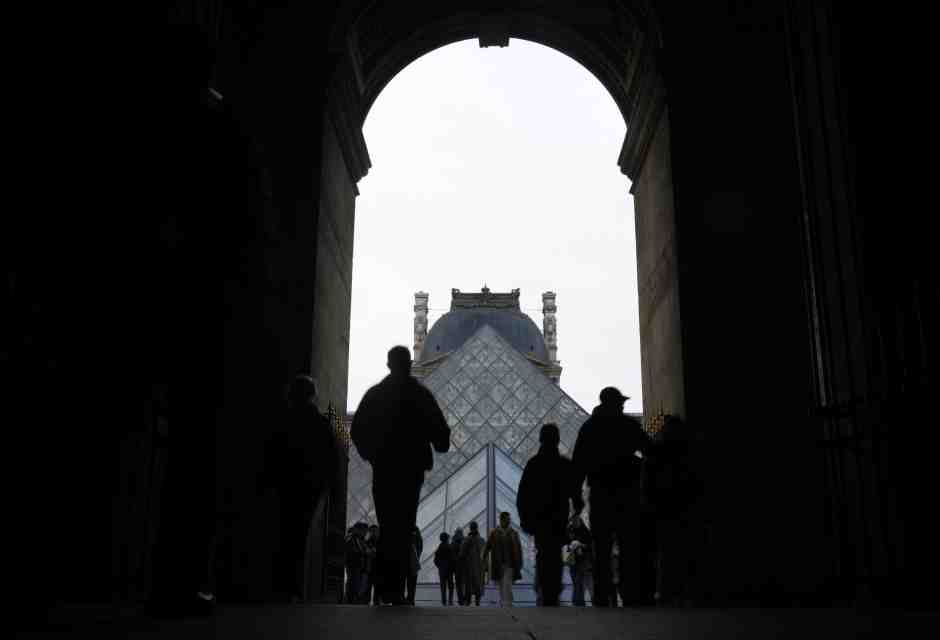 L'avanguardia clandestina dei gilet jaunes scassavetrine