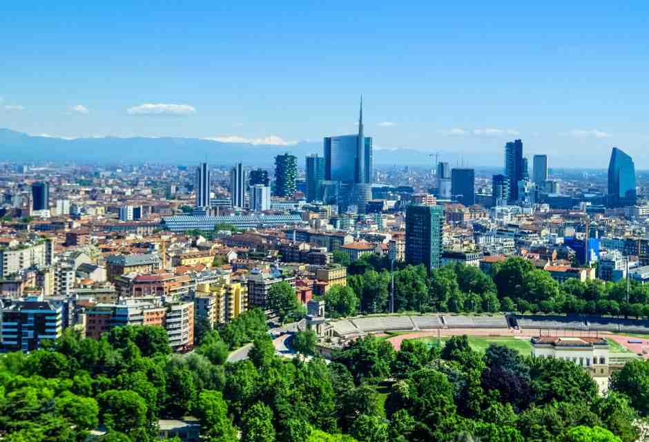 Milano bloccata e la grande fuga dei capitali. Il quadro