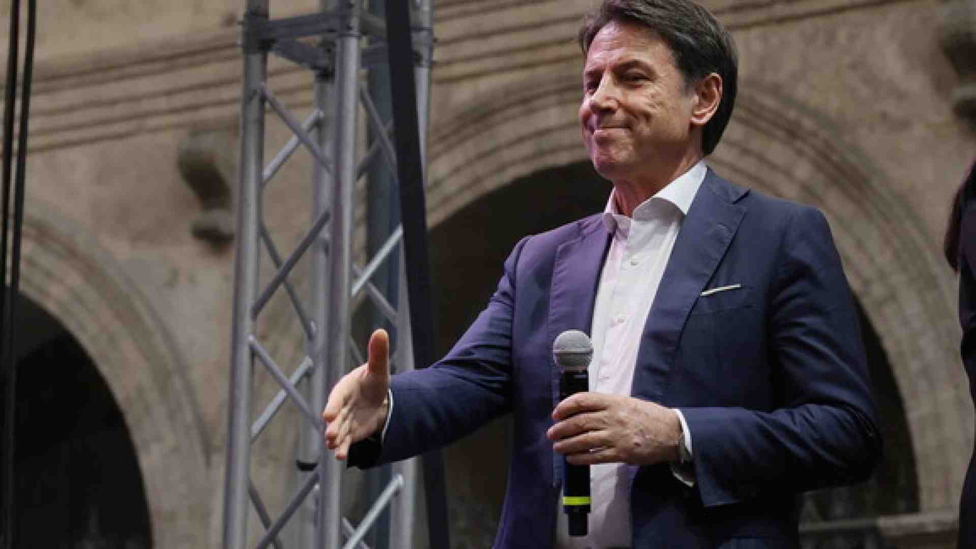 Giuseppe Conte ha un ghostwriter d'eccezione