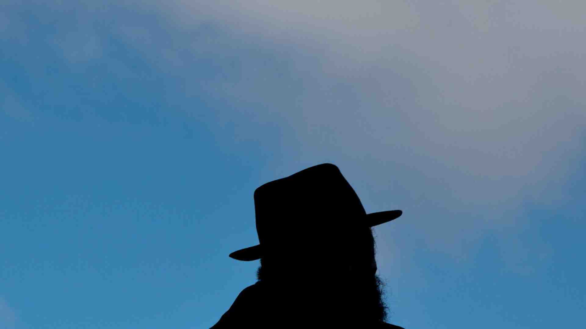 Dallo sport allo spettacolo, in Europa si bandiscono gli ebrei per “proteggerli” meglio