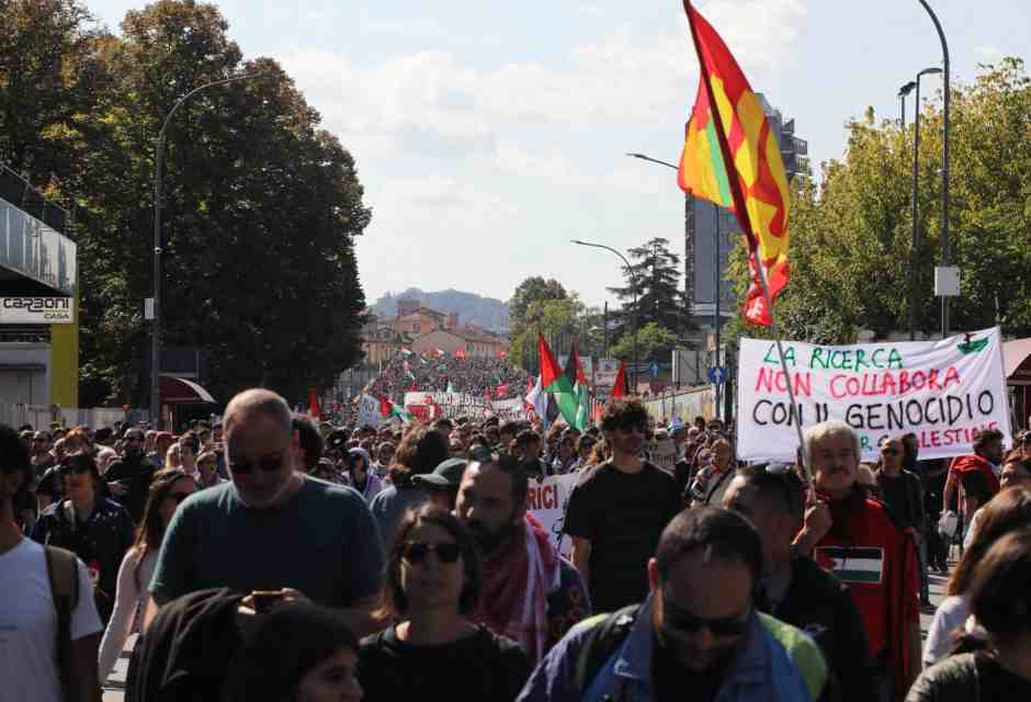 Gli insulti degli iscritti Usb al Garante per gli scioperi: “Servi del governo, maledetti!”