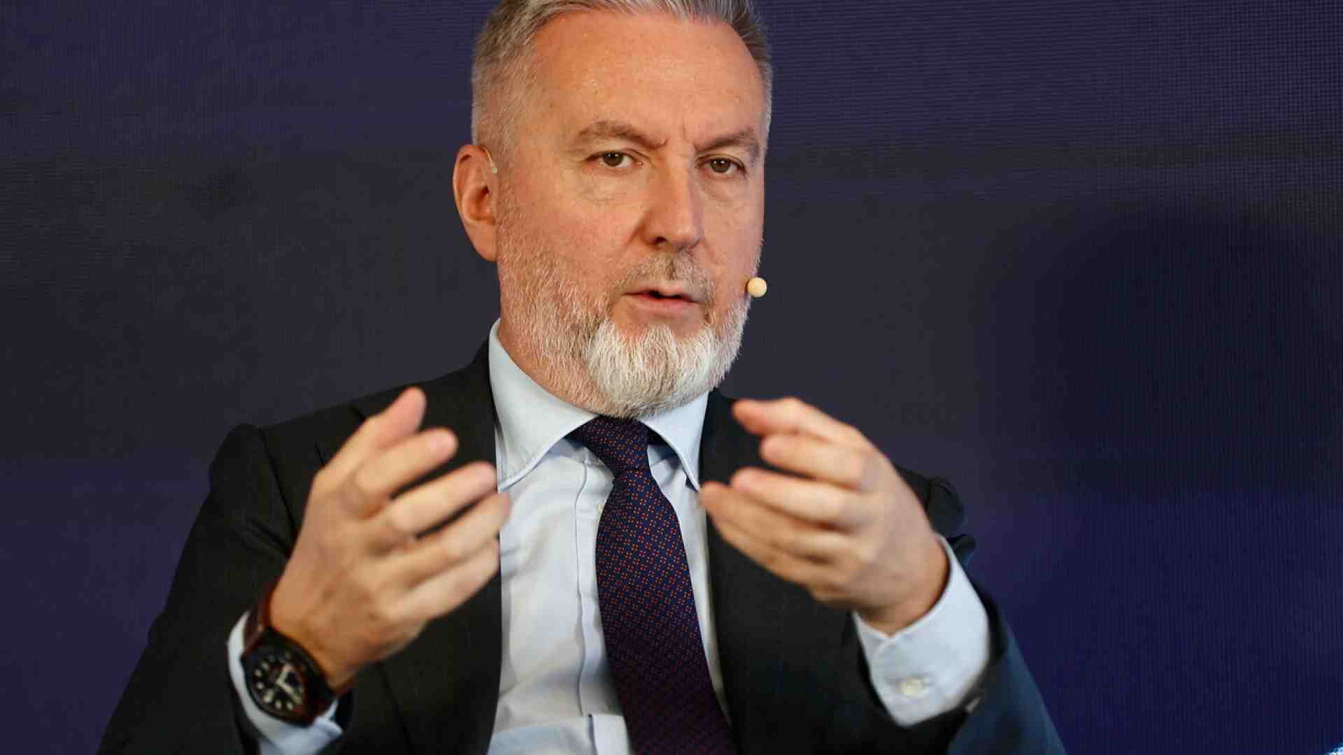 I "ferrovieri" del Pd. Nasce la corrente riformista di Guerini, Gori, Delrio: “Pronti al congresso”. Picierno star