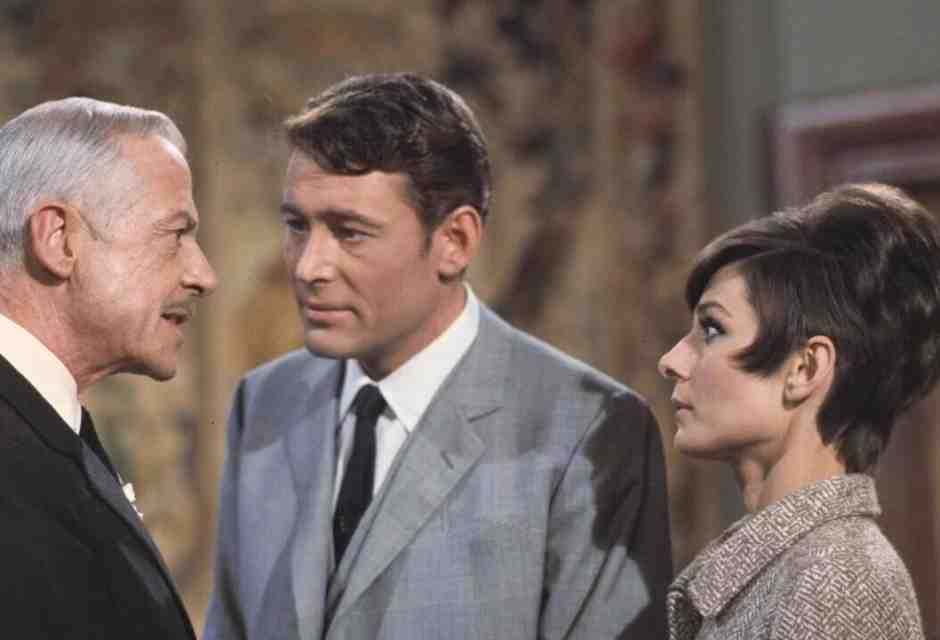 Il furto al Louvre che ci ha fatto impazzire si sta già monicellizzando