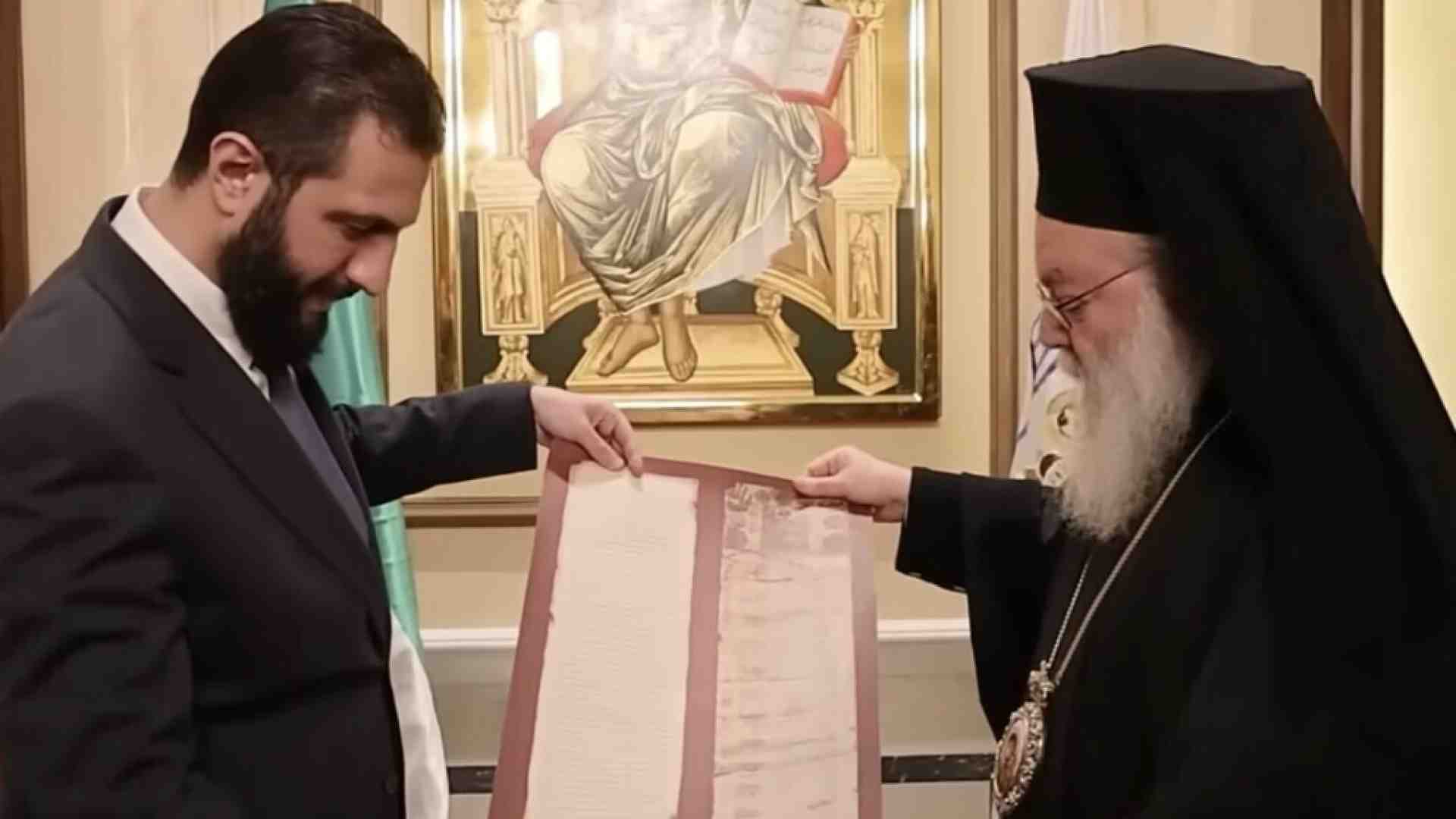 Sharaa vede il patriarca ortodosso a Damasco. Appelli alla riconciliazione con i cristiani