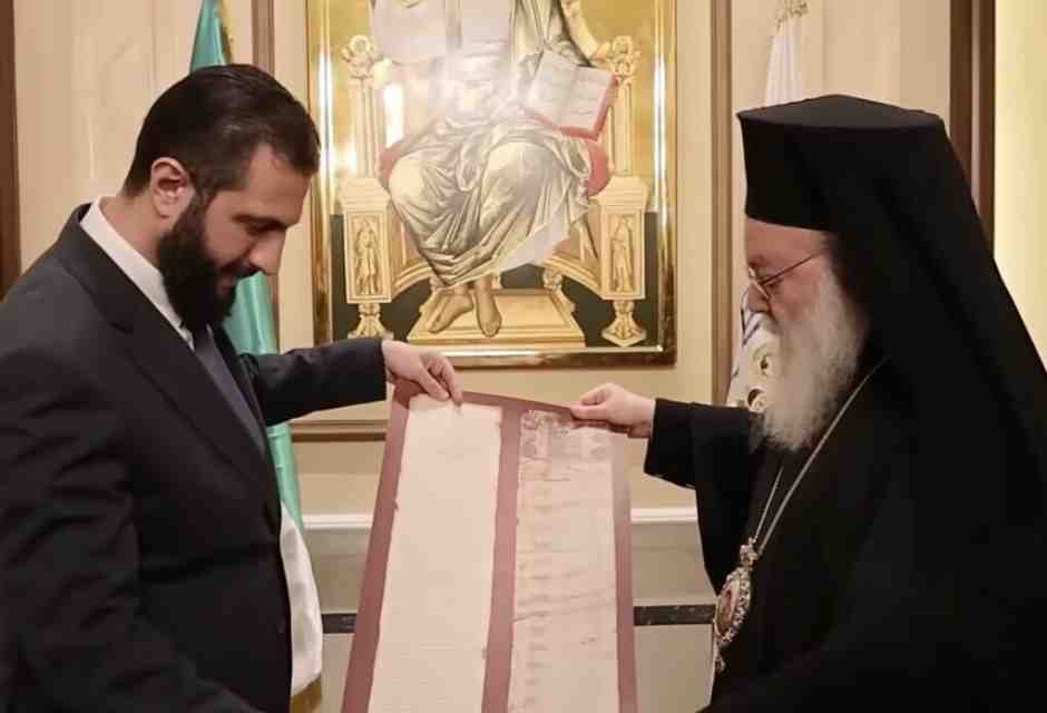 Sharaa vede il patriarca ortodosso a Damasco. Appelli alla riconciliazione con i cristiani