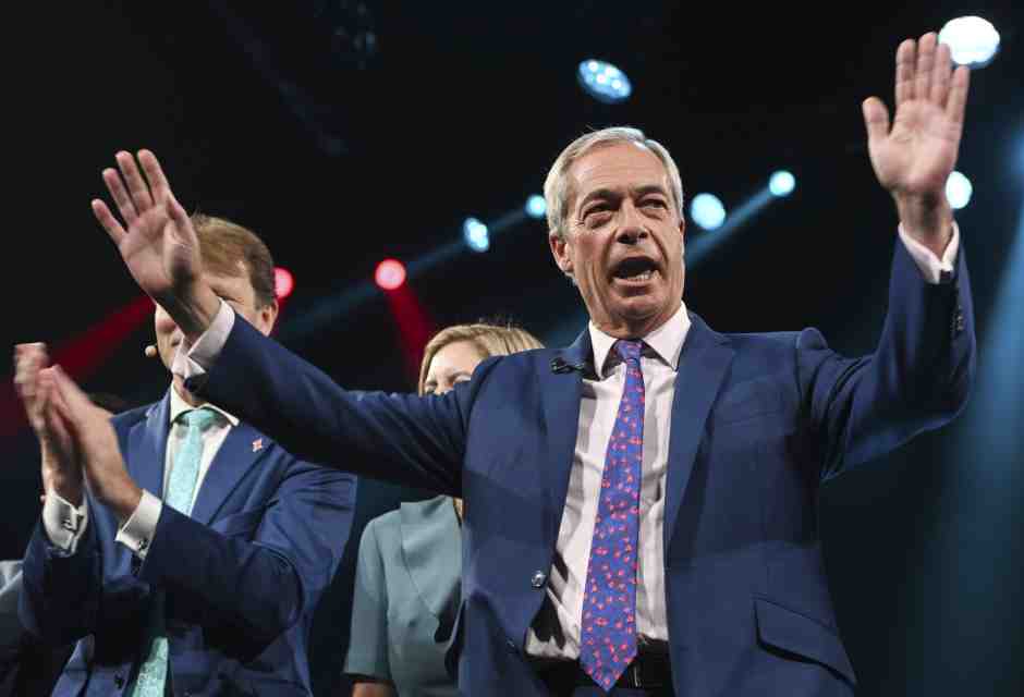 Monbiot dimentica che solo il sistema parlamentare sta salvando il Regno Unito da Farage