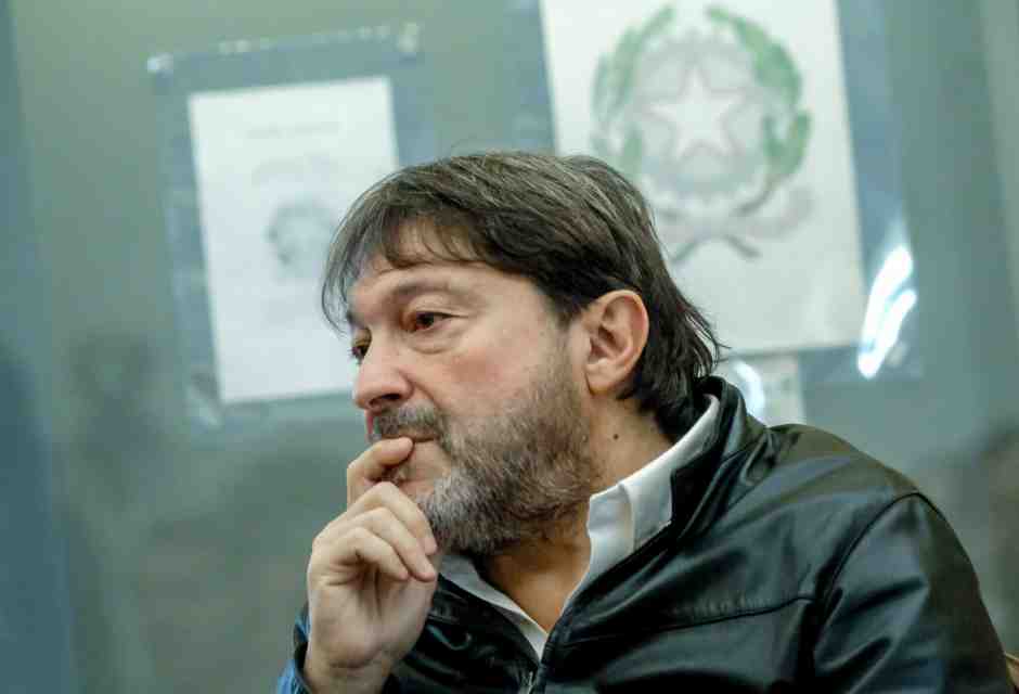 Non può dirsi civile un paese in cui resista l'informazione