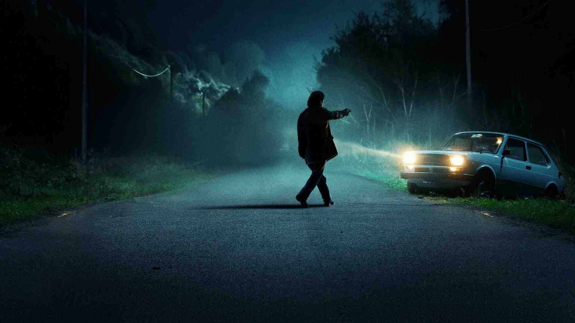 Il mondo impazzisce per l’italianità, quella banale e quella oscura, nelle serie tv