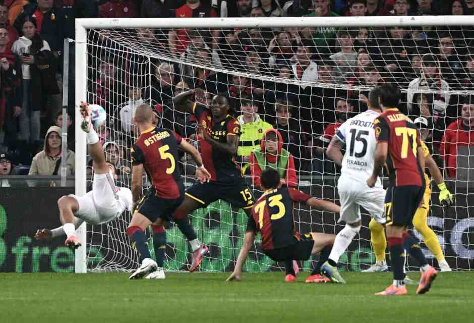 Federico Bonazzoli è un attaccante iconoclasta