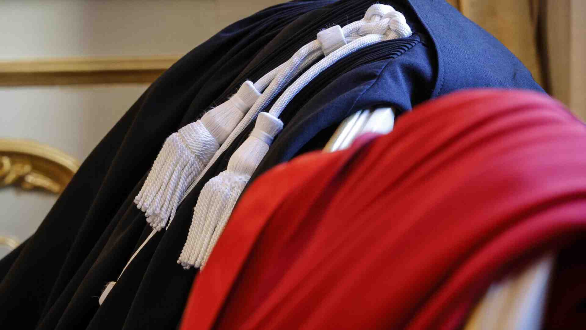 Il processo non è uno scontro tra bene e male, ma una competizione tra verità parziali