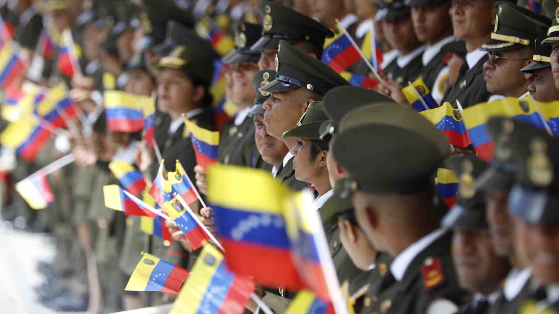 La debolezza dell’esercito venezuelano per difendere il regime di Maduro