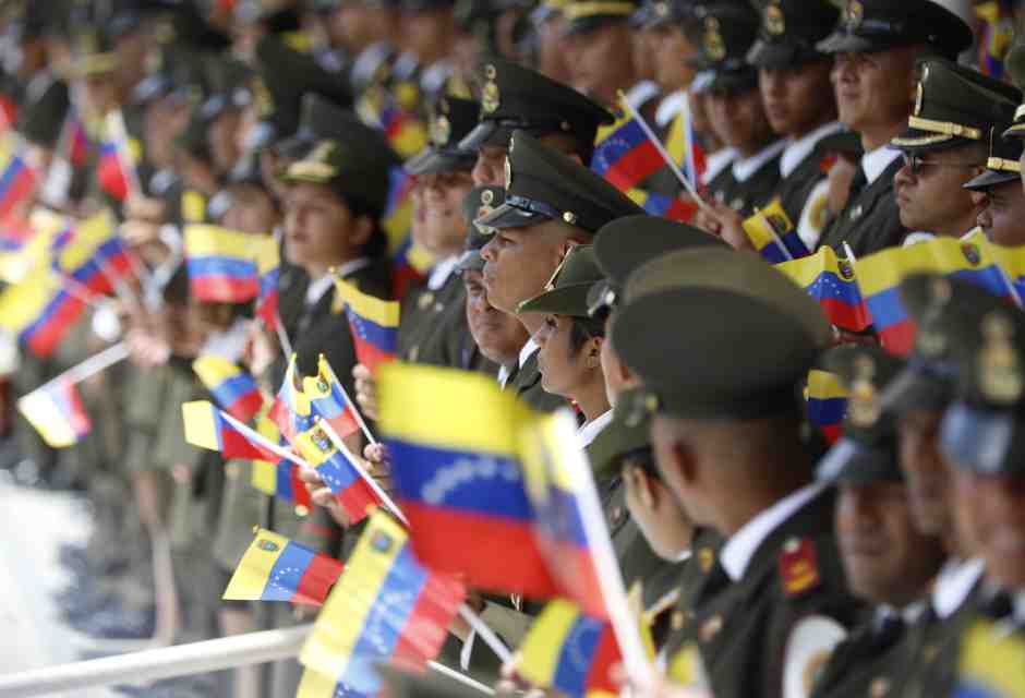 La debolezza dell’esercito venezuelano per difendere il regime di Maduro