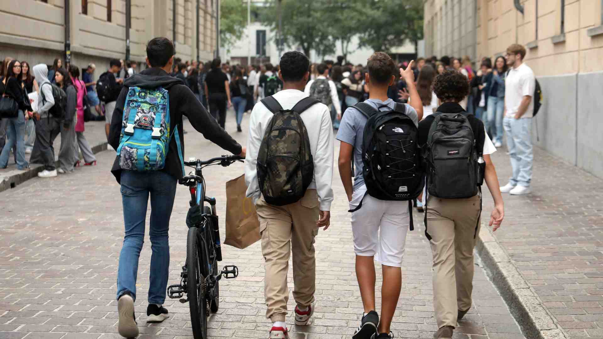 Addio lotta di classe, ormai il conflitto sociale è quello generazionale