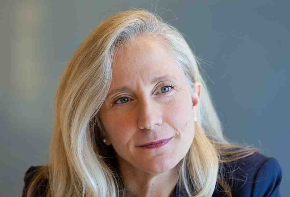 In Virginia la moderata Spanberger punta tutto sui disastri economici di Trump