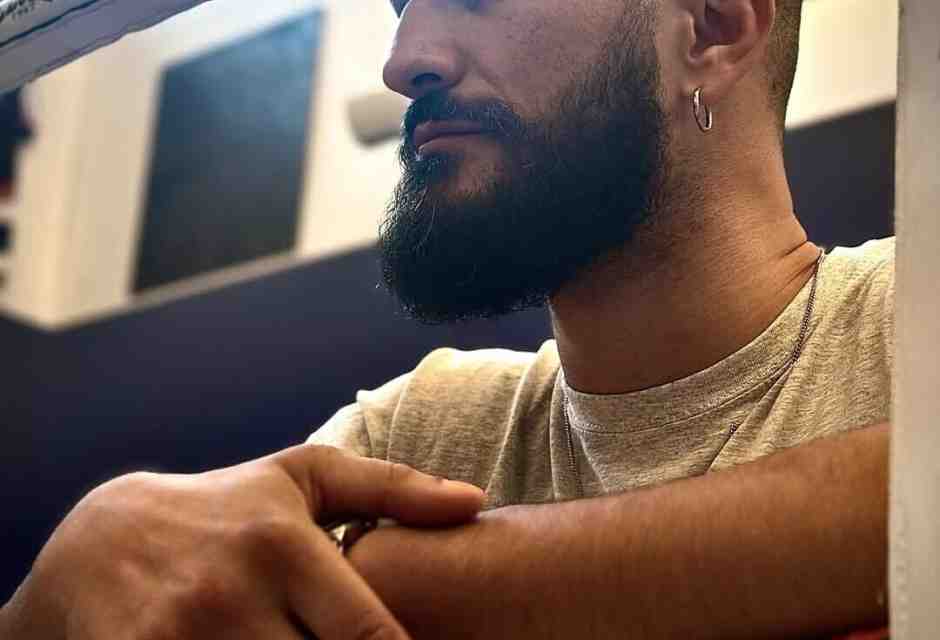 Morello prende a pugni l’ignoranza