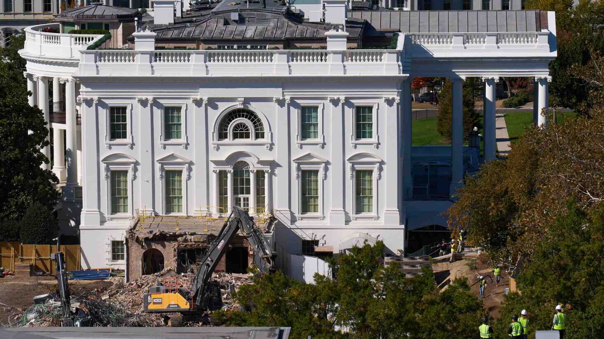 L'asse del kitsch. Autocrati uniti nell’Internazionale del cattivo gusto