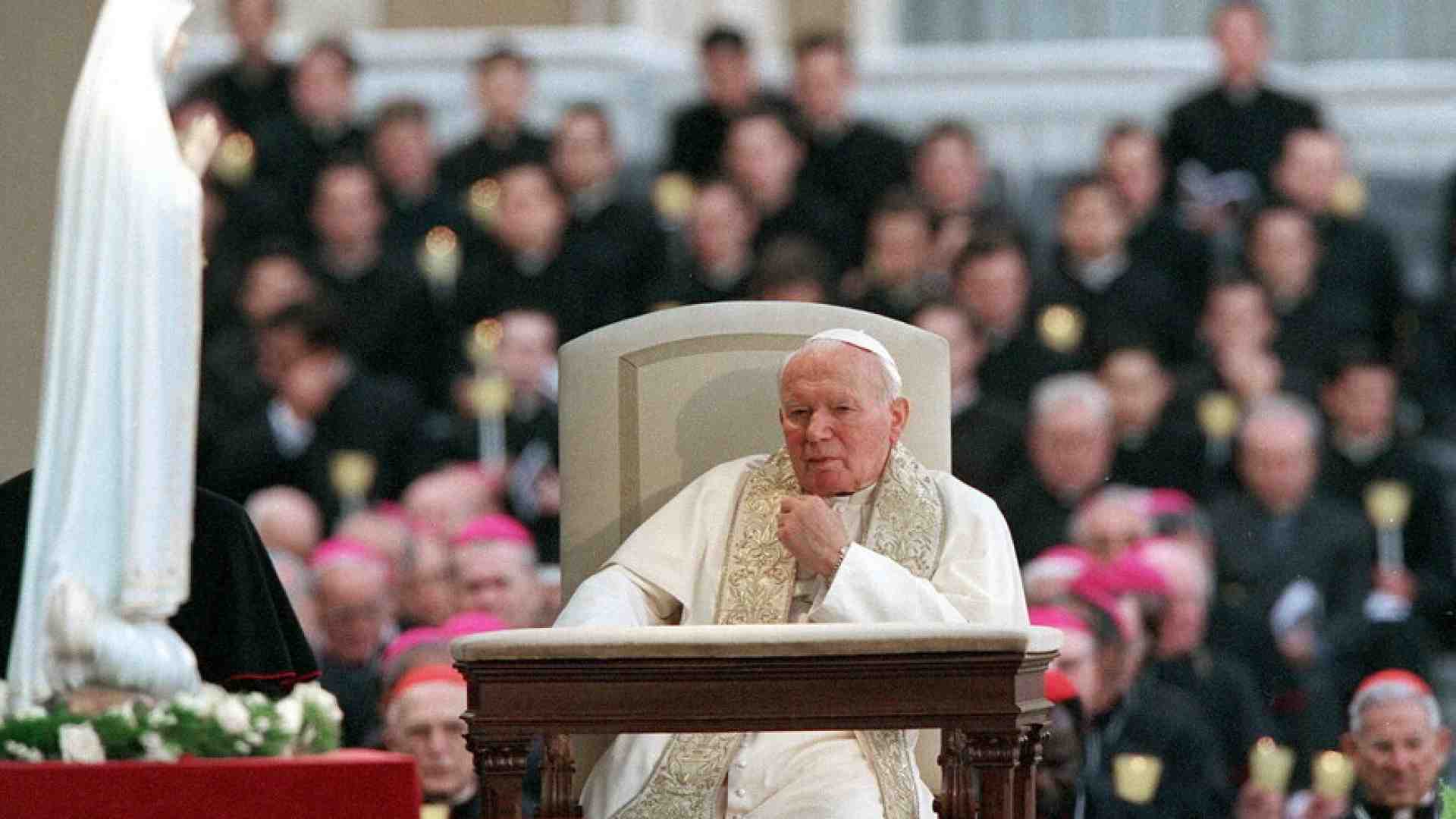 Su Maria corredentrice, tu con quale Papa stai?