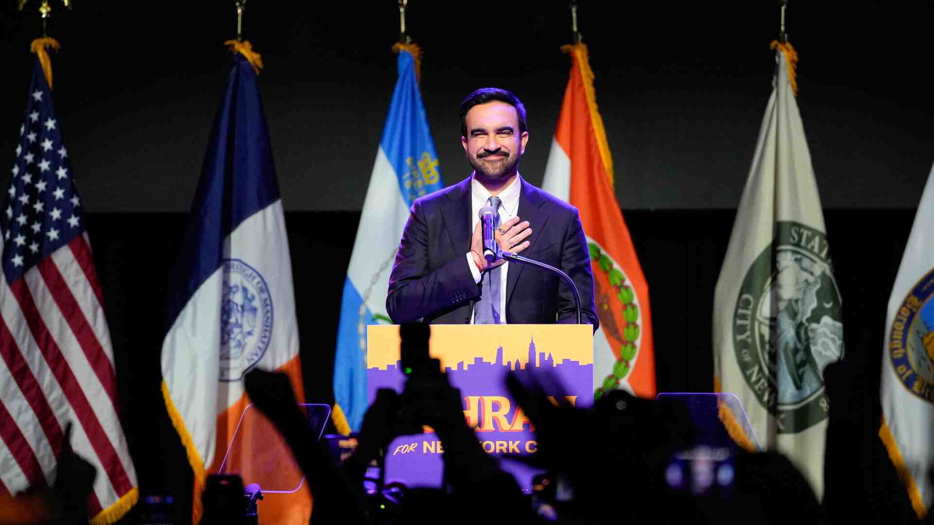 La radicalizzazione in Italia della sinistra del dopo Mamdani? Sorrisi