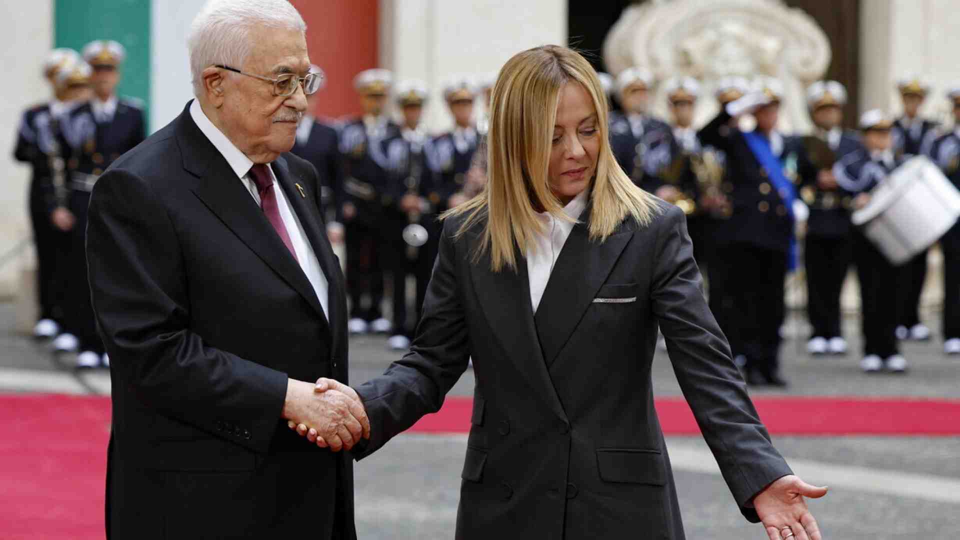 Si fa presto a dire "due popoli, due stati". Abu Mazen è a Roma, ma il Pd, Avs e i 5s non lo incontrano