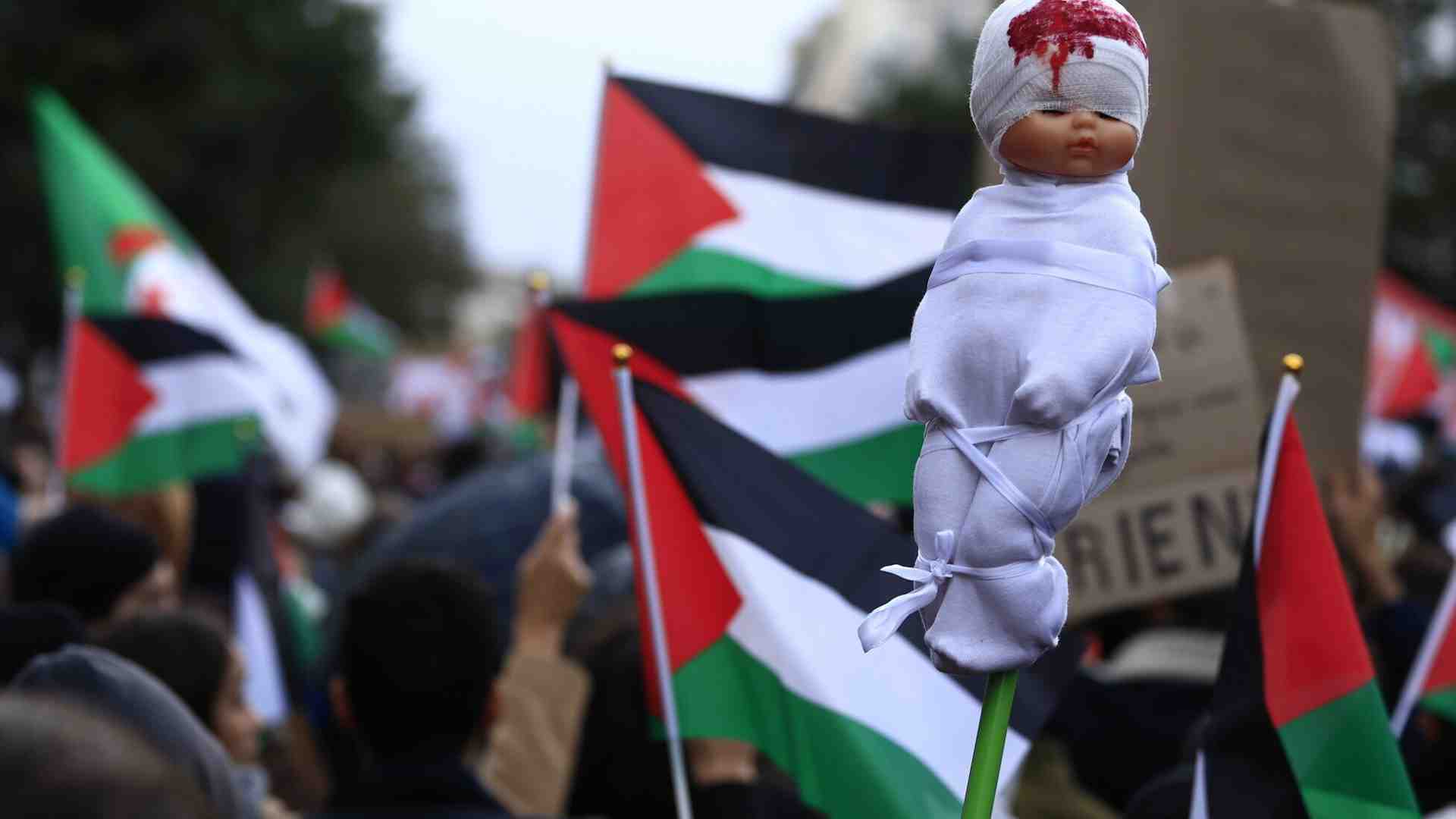 Politica e intellettuali, così l’Iran si è infiltrato in Francia