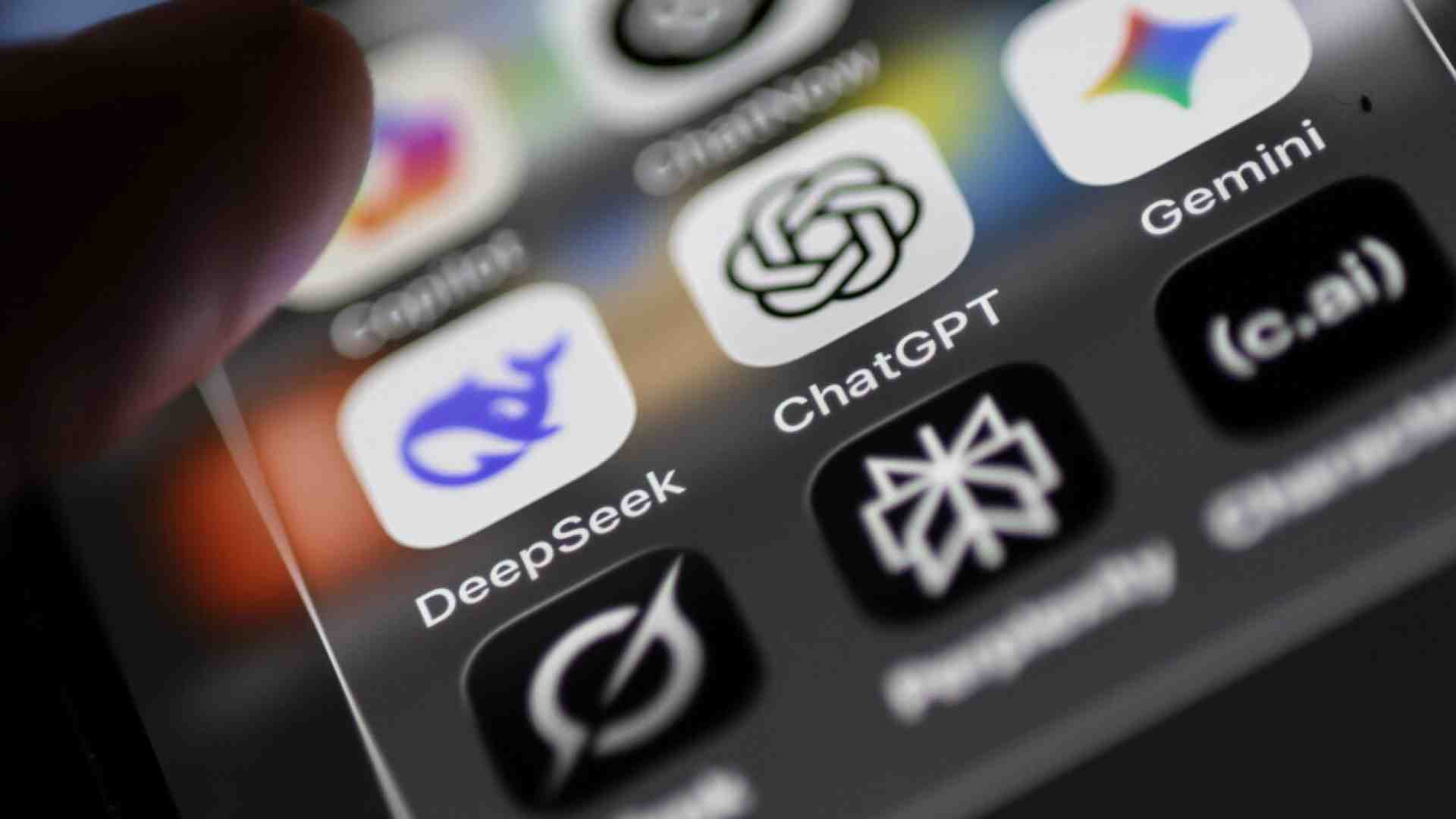 Il lusso dell’AI che ci ha resi molli e a cui non vogliamo più rinunciare