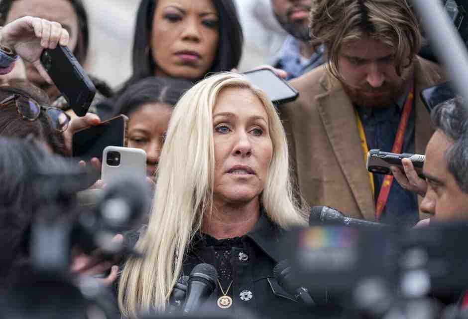 La metamorfosi della trumpianissima Marjorie Taylor Green mostra le fratture del mondo Maga