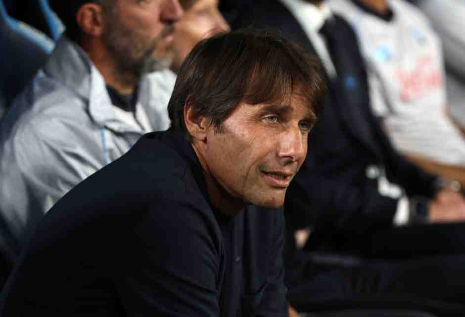 Conte si è ormai trasformato in un Mourinho minore