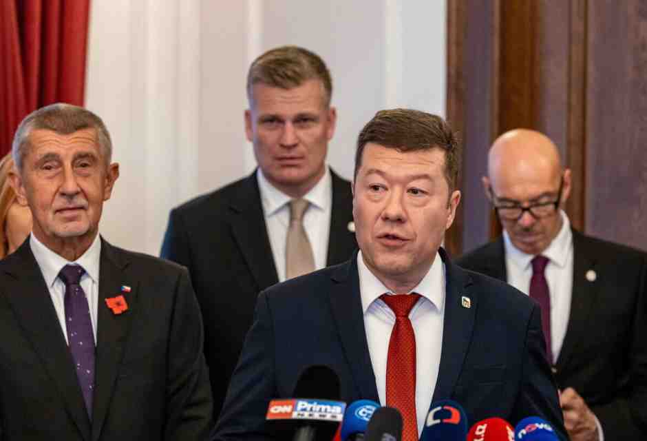 La nuova maggioranza ceca inizia la battaglia contro Kyiv da un gesto plateale