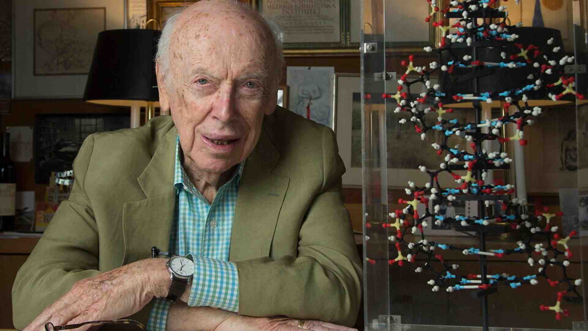 James Watson, il genio scomodo che incrina l’immagine “sacra” della scienza