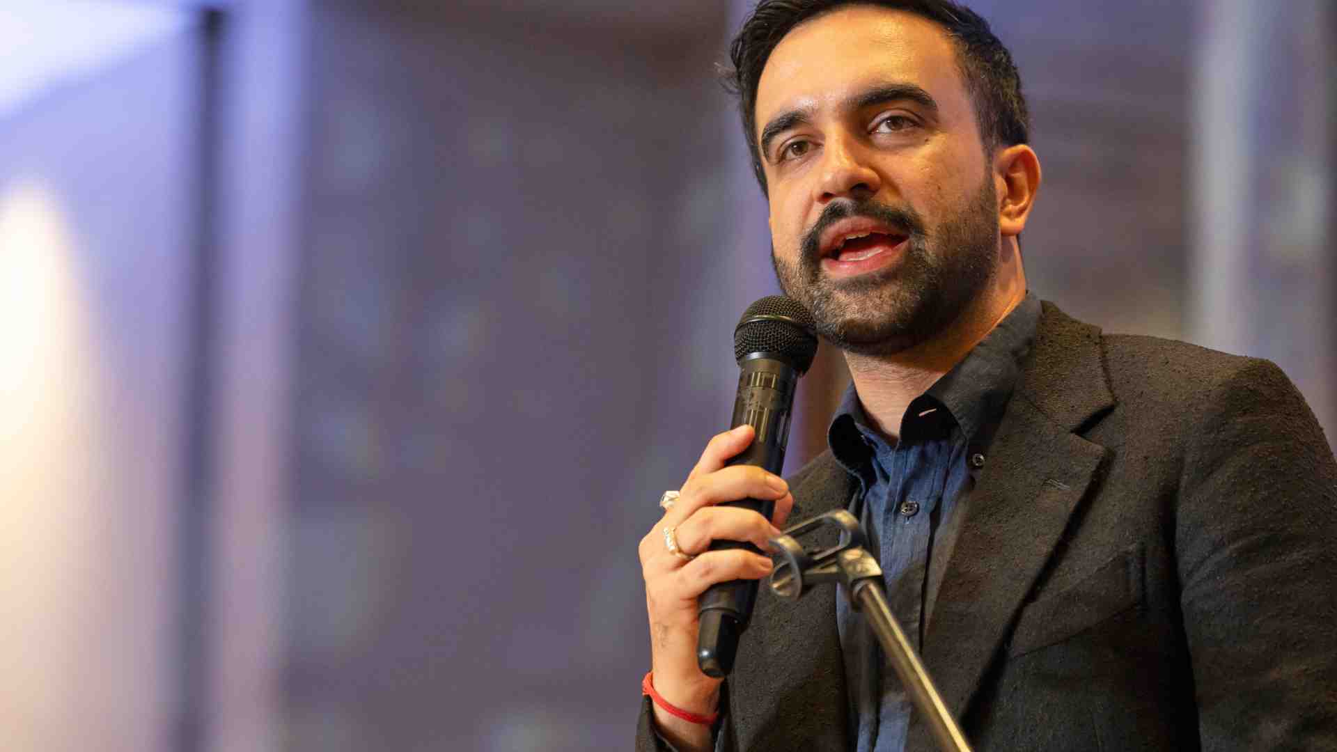 Invece di sindacare il focolare ebraico, Mamdani guardi la trave che ha conficcata nel suo occhio