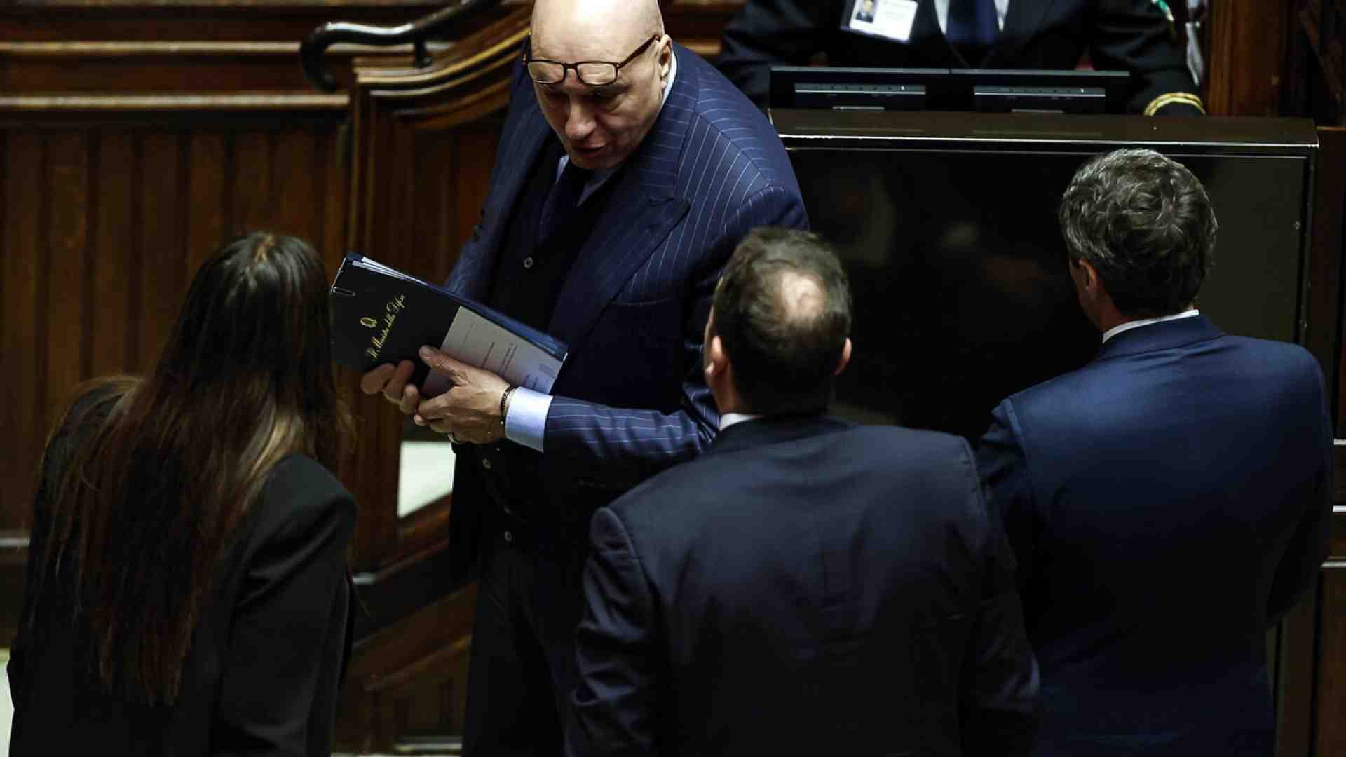 Assedio a Crosetto. Su “Strade sicure” sponda tra Lega e La Russa, che dice: "Va rafforzata"