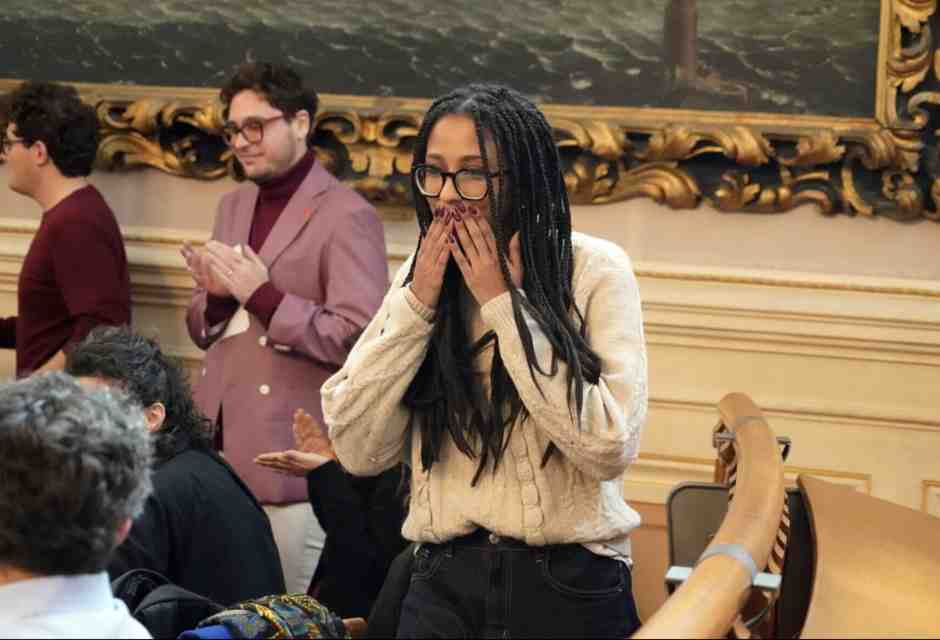 L'unica cosa chiara che ha detto Diop, l'astro nascente della sinistra, è la cosa più di destra che ci sia