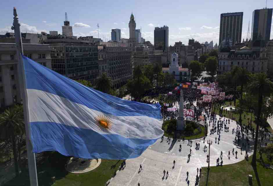 Crolla la povertà infantile in Argentina, lo dice l’Unicef