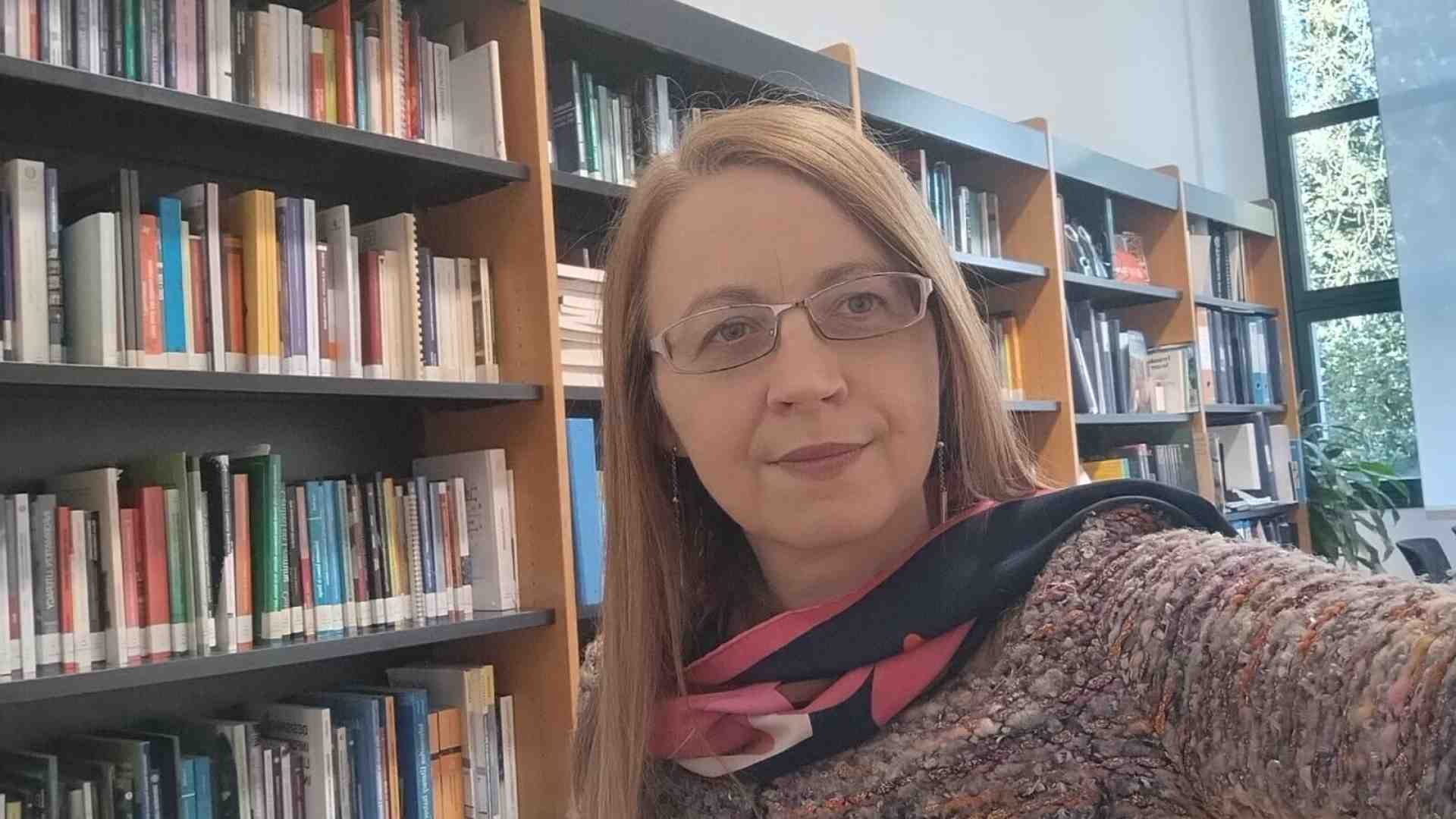 Laura Ballestra: “Le biblioteche sono uno strumento di felicità”