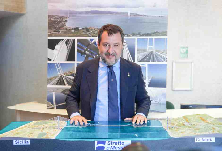 Nuovo stop della Corte dei conti al Ponte sullo Stretto. Salvini: "Nessuna sorpresa. Resto fiducioso"