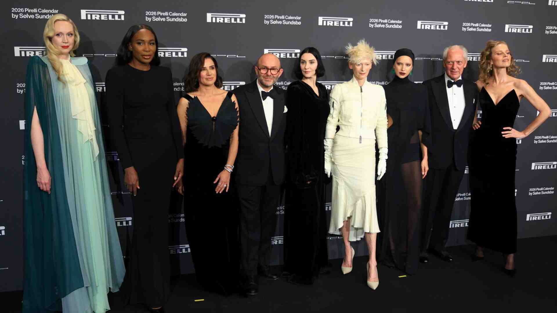 Donne mature per quattro stagioni, è il nuovo Calendario Pirelli