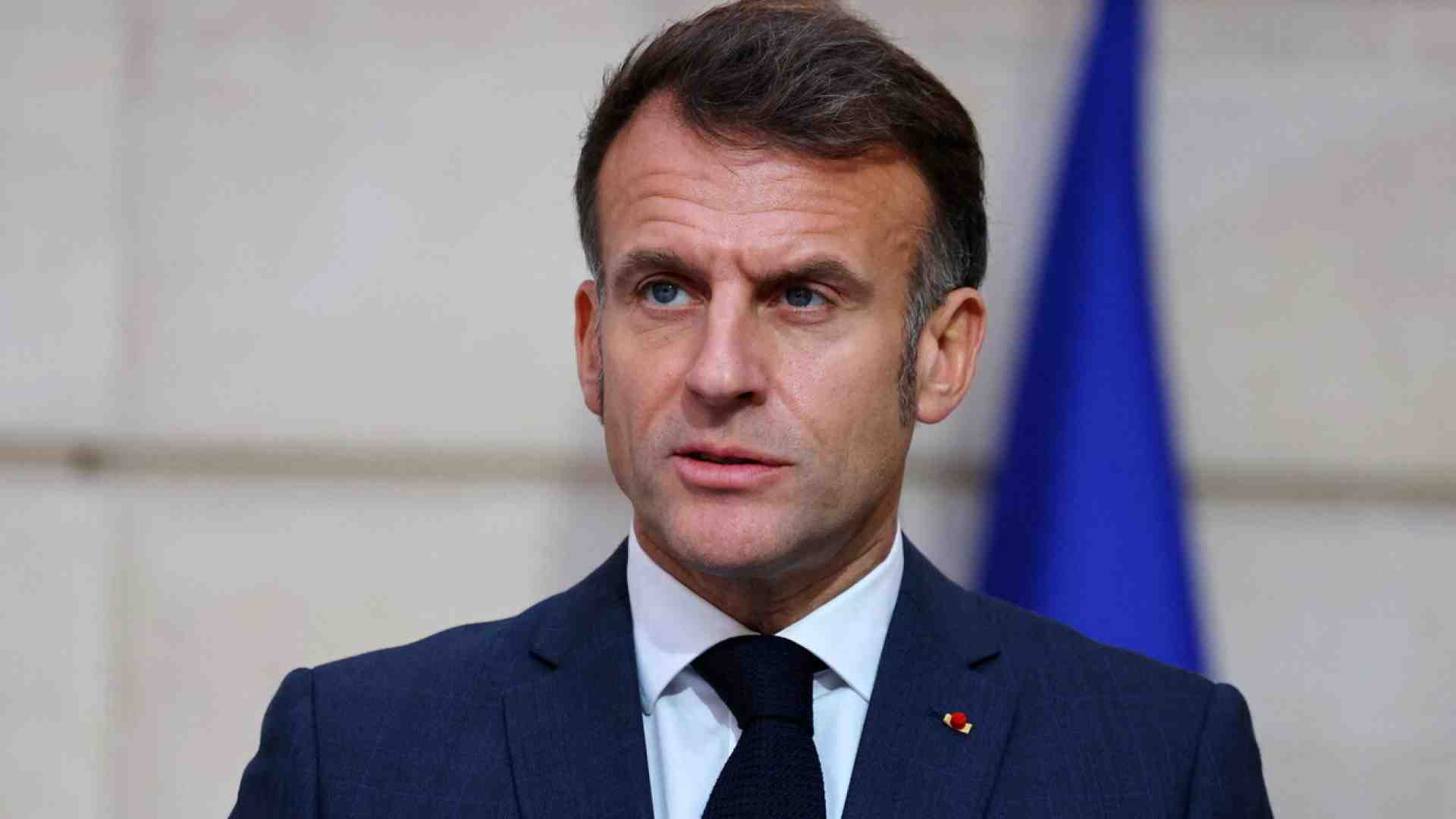 Macron vuole proteggere i ragazzi (e la democrazia) dalla dittatura dell’algoritmo