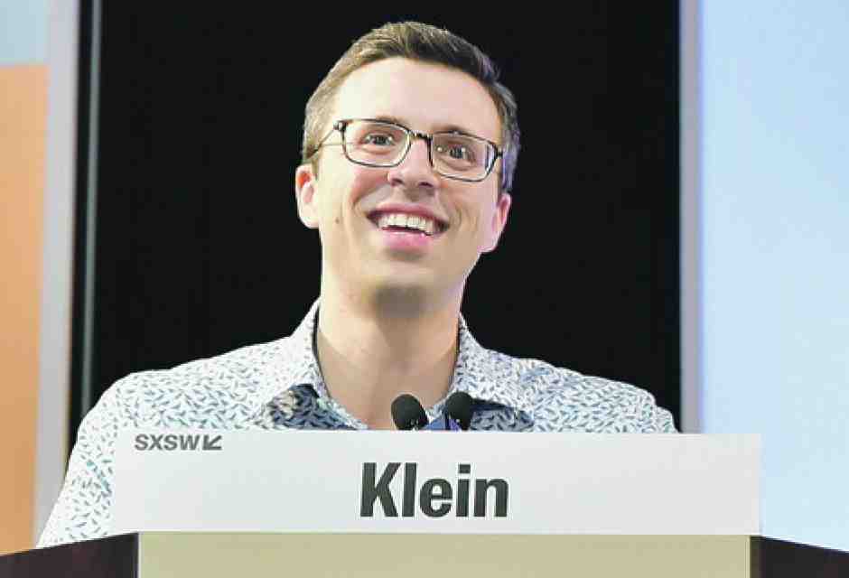 Il talento di Ezra Klein, giornalista-guru che modella la sinistra