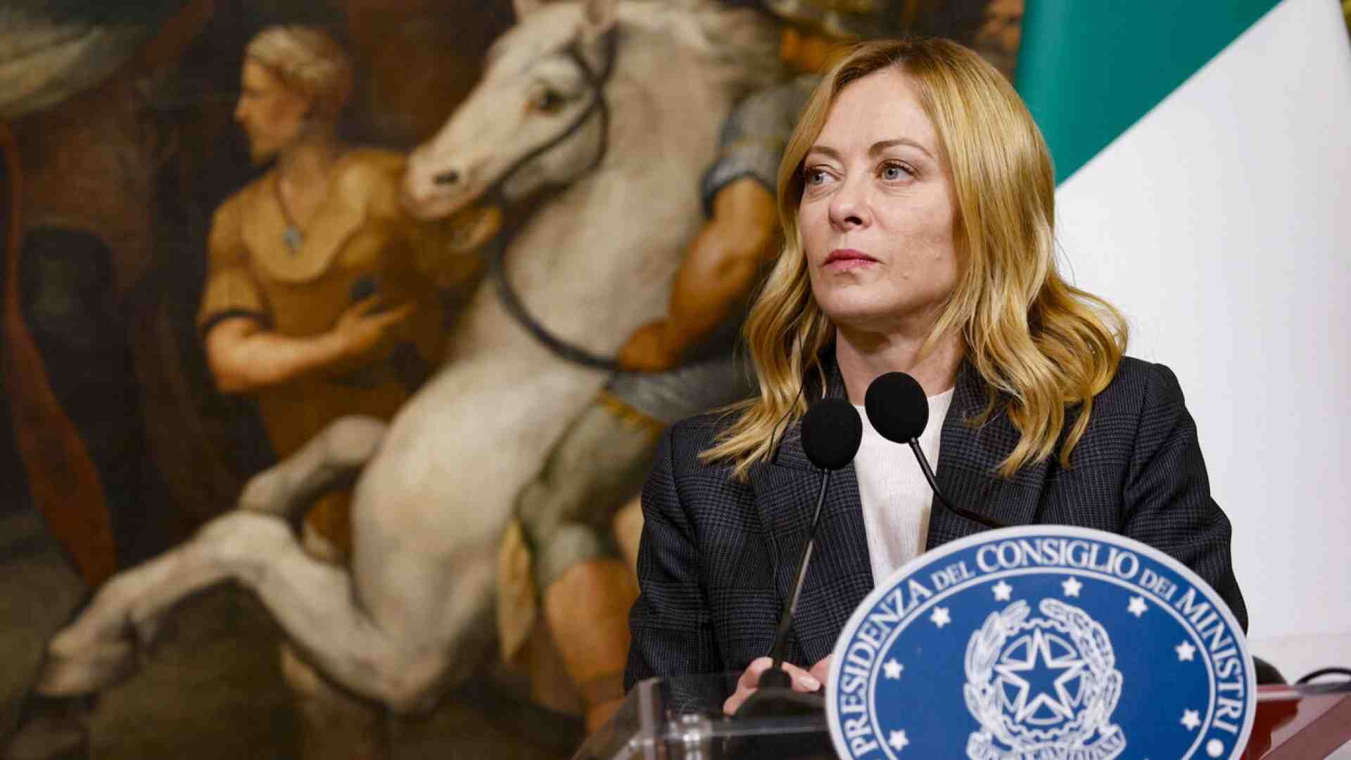 Il vero complotto che minaccia Meloni